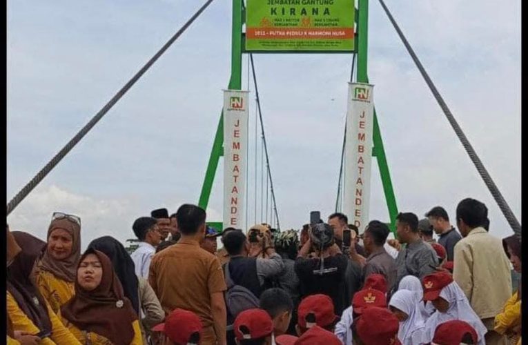 Yayasan 1011 Kembali Bangun Jembatan Gantung di Kuningan