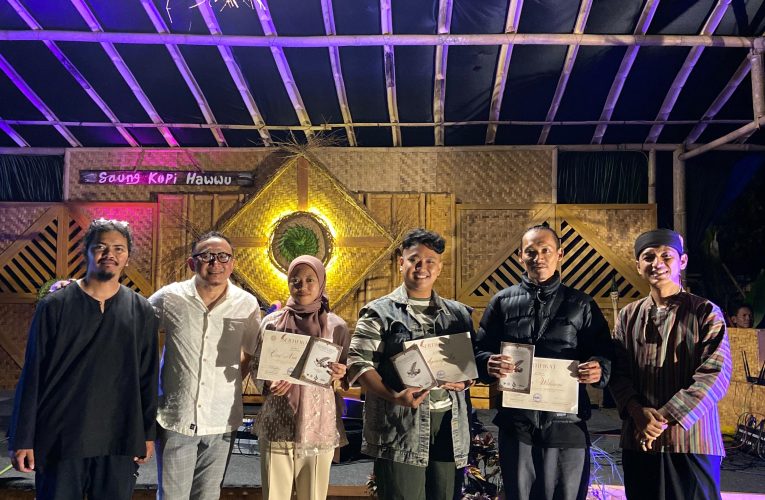 Ferry Curtis Bicara Musik, Sastra, dan Literasi dalam Satu Panggung