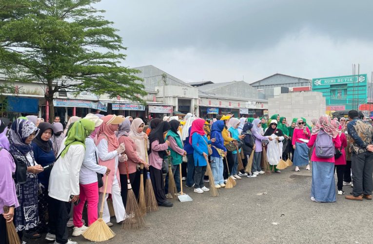 Melampaui Kebaya, Perempuan Kuningan Turun Tangan Ubah Wajah Pasar Baru