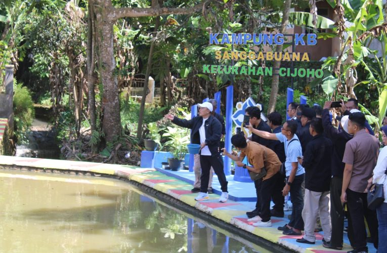 Modal Kompak! Warga Cijoho Sulap Lahan Mati Jadi Pusat Ekonomi Sangga Buana