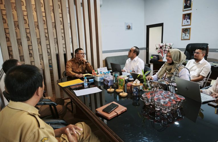 Lawan Dominasi Tengkulak, KPPU Turun Tangan “Bedah” Tata Niaga Kelapa di Kuningan