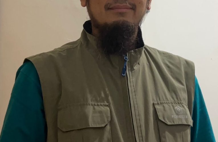 Antara Kritik dan Adab, Panduan Muslim Menasihati Pemimpin