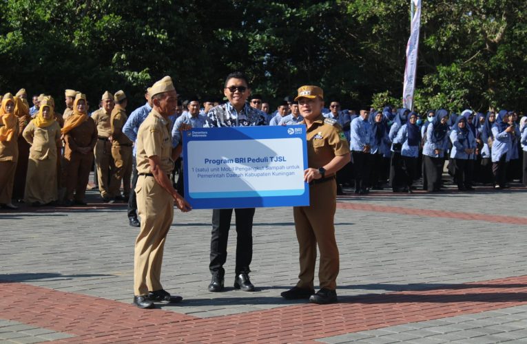 Urai Penyumbatan Jalur Sampah, Pemkab Kuningan Terjunkan Armada Baru dari CSR BRI