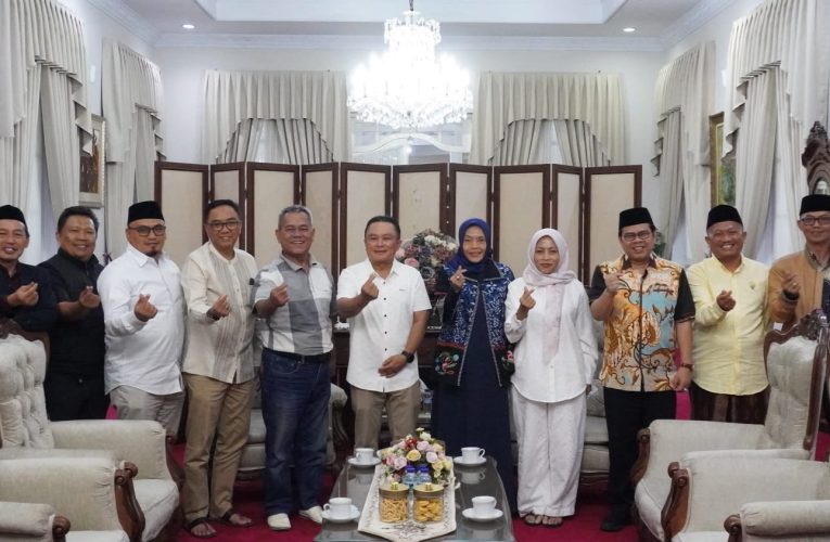 Bukan Sekadar Bantuan Konsumtif, BAZNAS RI dan Pemkab Kuningan Targetkan Mustahik Naik Kelas Jadi Muzaki