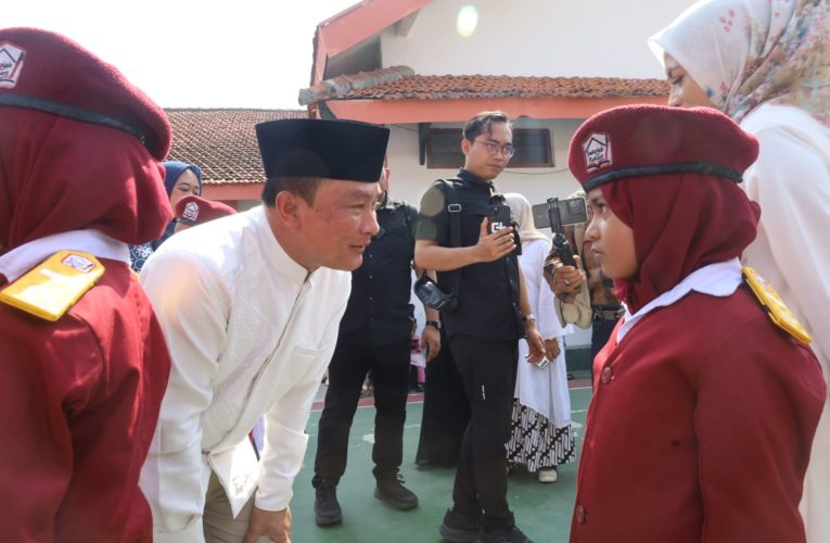 Menguji Tuah Rp383 Juta di Kuningan, Seremoni “Negara Hadir” atau Ujung Tombak Kemandirian Warga?
