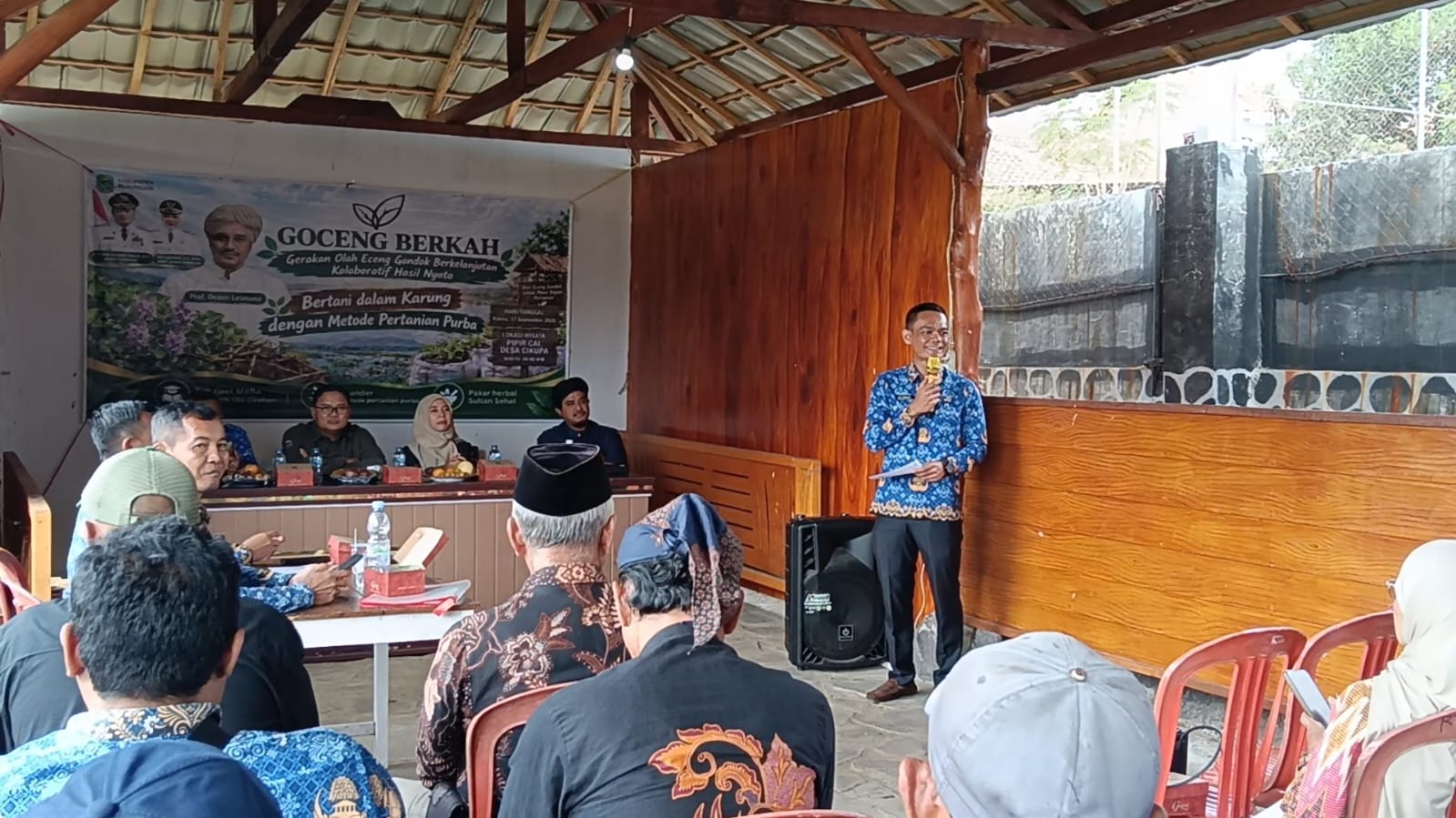 Azis Inisiasi GOCENG BERKAH Melalui Metode Pertanian Purba