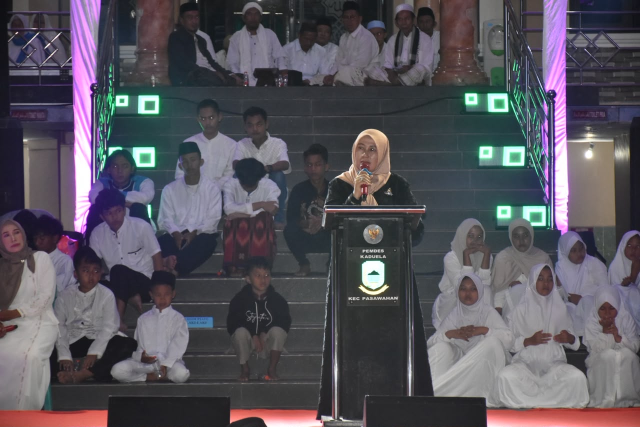 Istighosah di Alun-Alun Kaduela, Wabup Tuti Dorong Telaga Biru Cicerem Gerakkan Ekonomi Warga