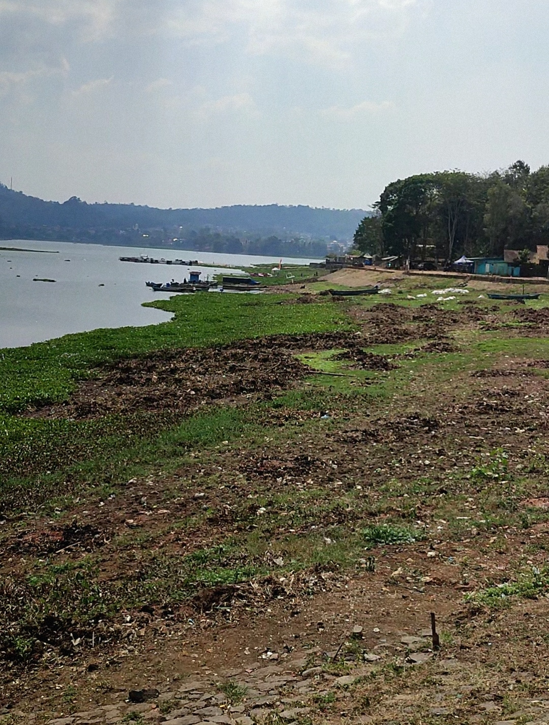 Kemarau Panjang, Waduk Darma Menjadi Daratan, Pelanggan PDAM Berteriak