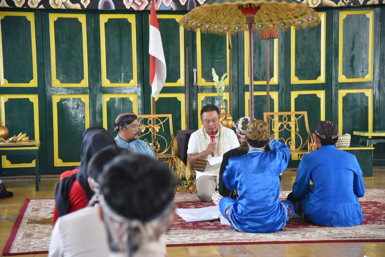 Tetap Menghujam ke Bumi, Pesan Bupati Dian Saat Lantik Pengurus IPMK Yogyakarta di Kota Gudeg