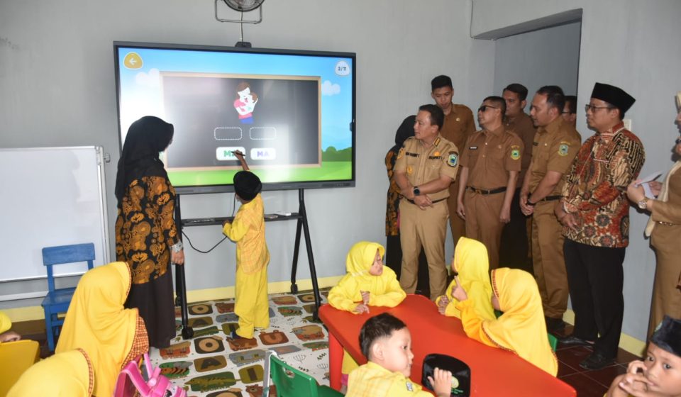 salah satu proses belajar di TK Al-Fatah